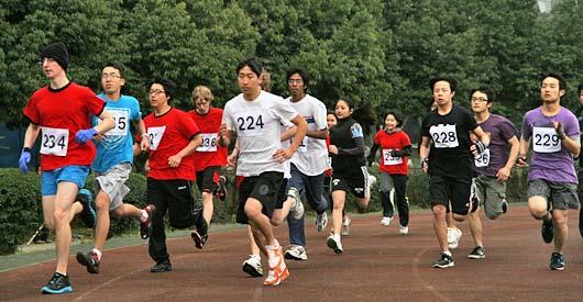  2012年度成都国际学校联盟越野赛在我校隆重举行 