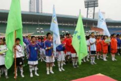 我校初、高中多足跑运动队参加“银杏杯”成都市中小学健康快乐足跑决赛