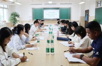 初中部 | 知行润教,师绎薪传——记2025-2026学年度教研组长、骨干教师示范课活动